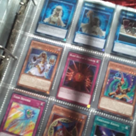 Over 900 Yu-gi-oh! trading cards - Picture 6 of 16